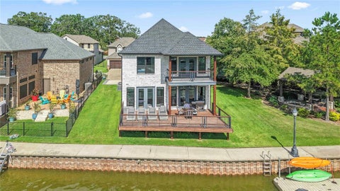 Photo of 118 Marina Drive, Gun Barrel City, TX 75156 (MLS # 21305905)