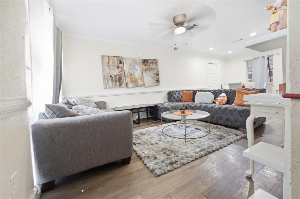 1801 Garden Oaks Drive
