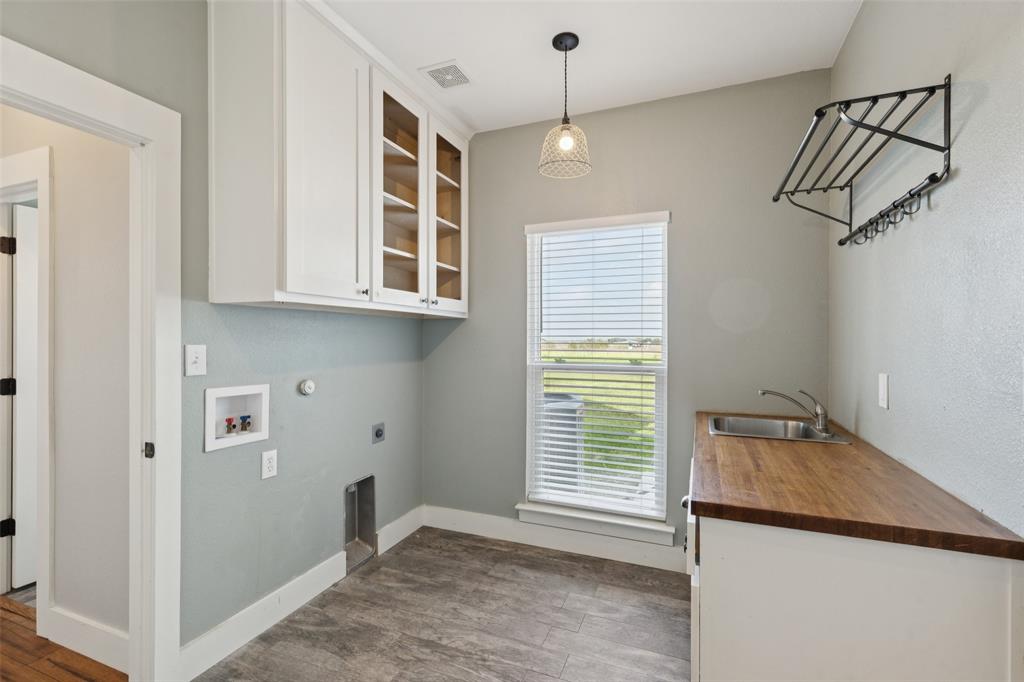 Morris Manor-Rev - Residential