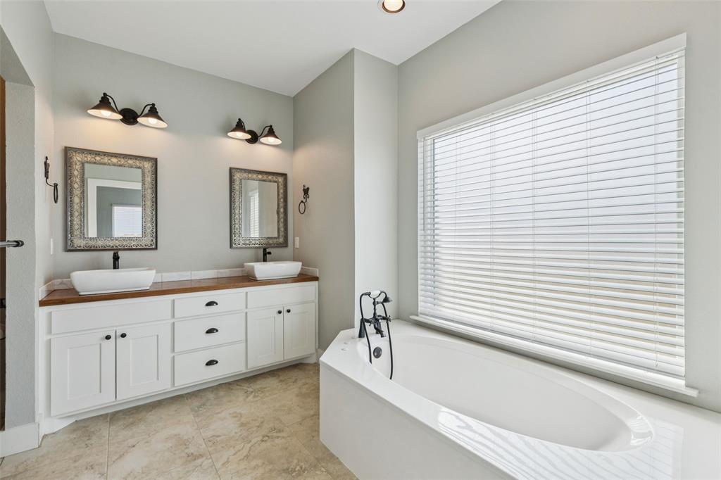 Morris Manor-Rev - Residential