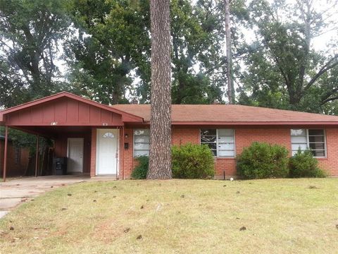 919 Pine Tree Drive Shreveport LA 71106