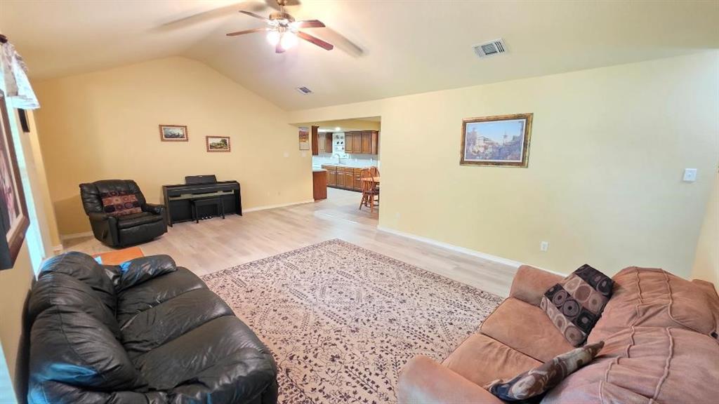 Decordova Bend Estate - Residential