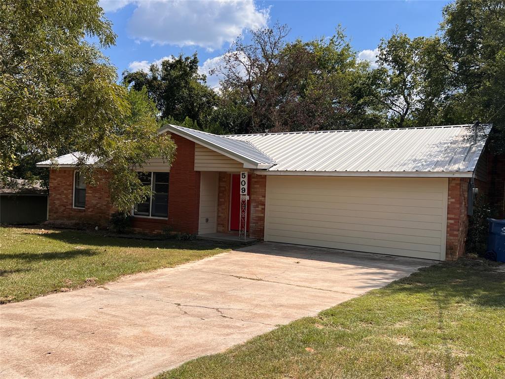 509 Davis Drive