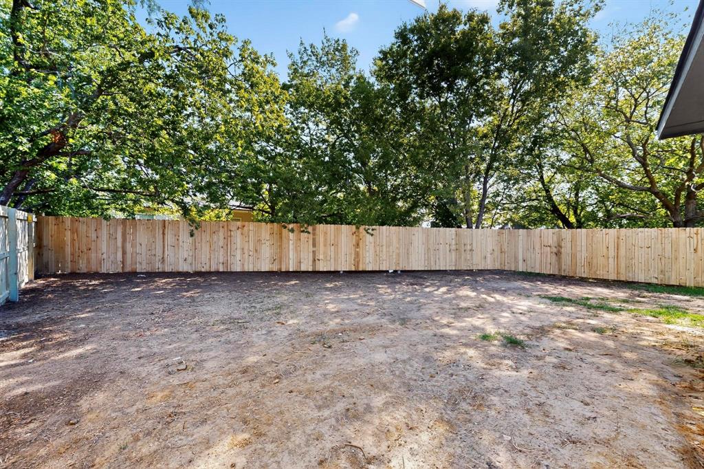 Hillcrest Ennis - Residential