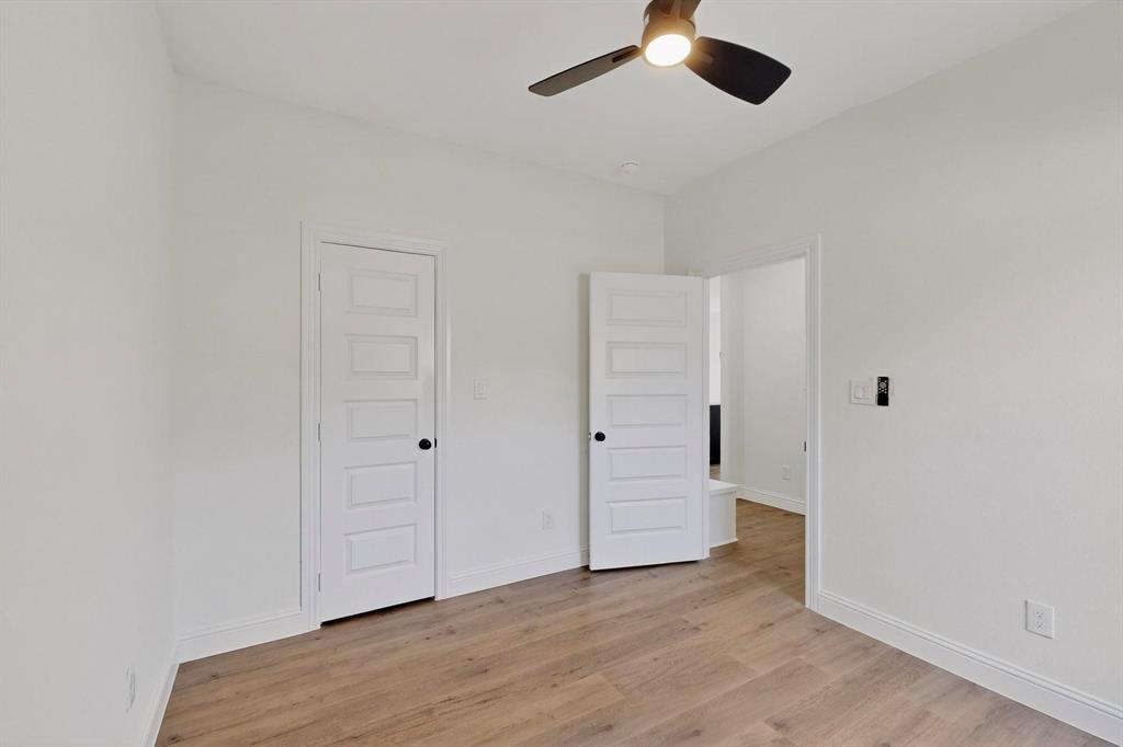 Hillcrest Ennis - Residential