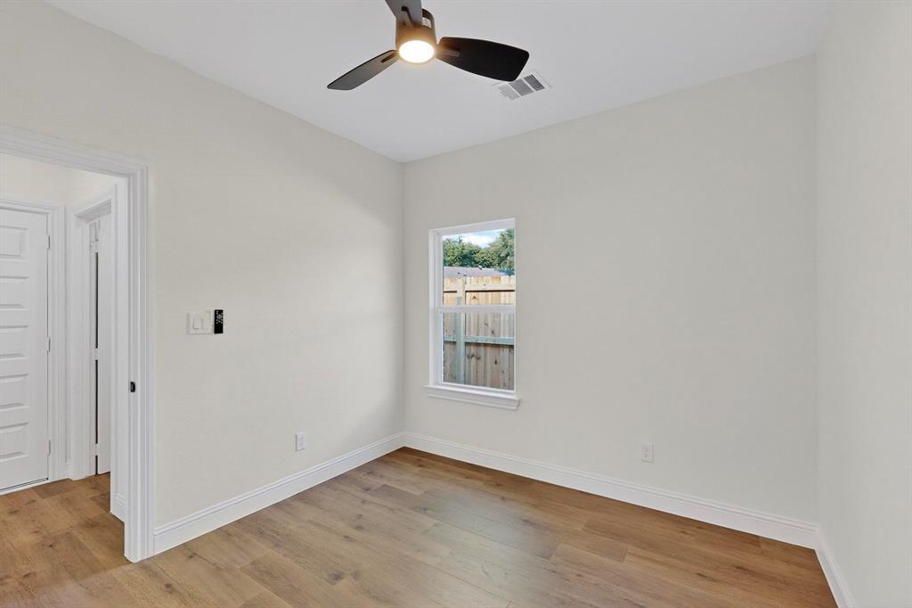 Hillcrest Ennis - Residential