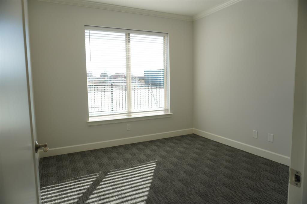 Preston Hickory Office Park - Commercial Lease