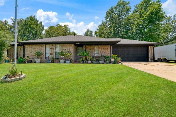 6540 INWOOD DR, RENO, TX 75462 - Image ee18f9fad86347a69aee43ee8a9aa39a/2245709783