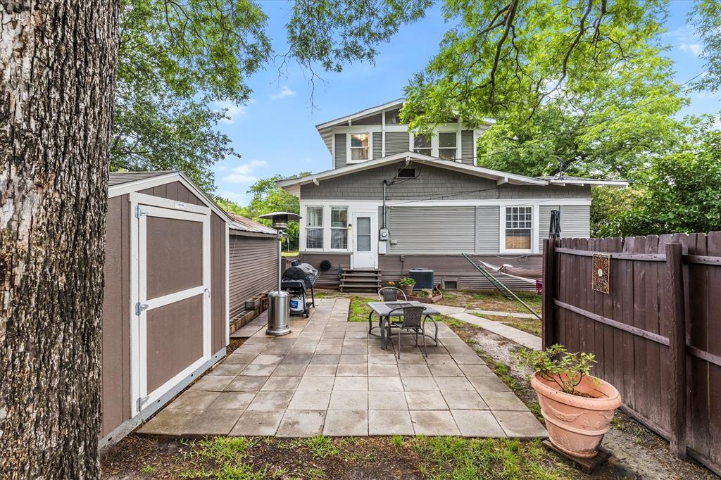 Greenville, Texas 75401, United States, 3 Bedrooms Bedrooms, ,2 BathroomsBathrooms,Residential,Active,224448