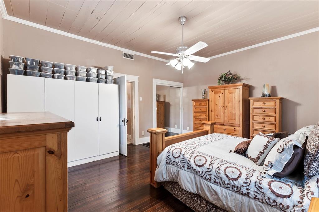 Greenville, Texas 75401, United States, 3 Bedrooms Bedrooms, ,2 BathroomsBathrooms,Residential,Active,224448