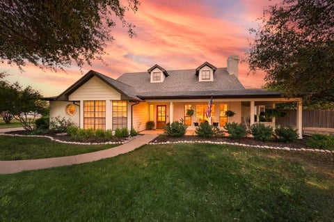 Photo of 2405 N Carroll Avenue, Southlake, TX 76092 (MLS # 21420858)