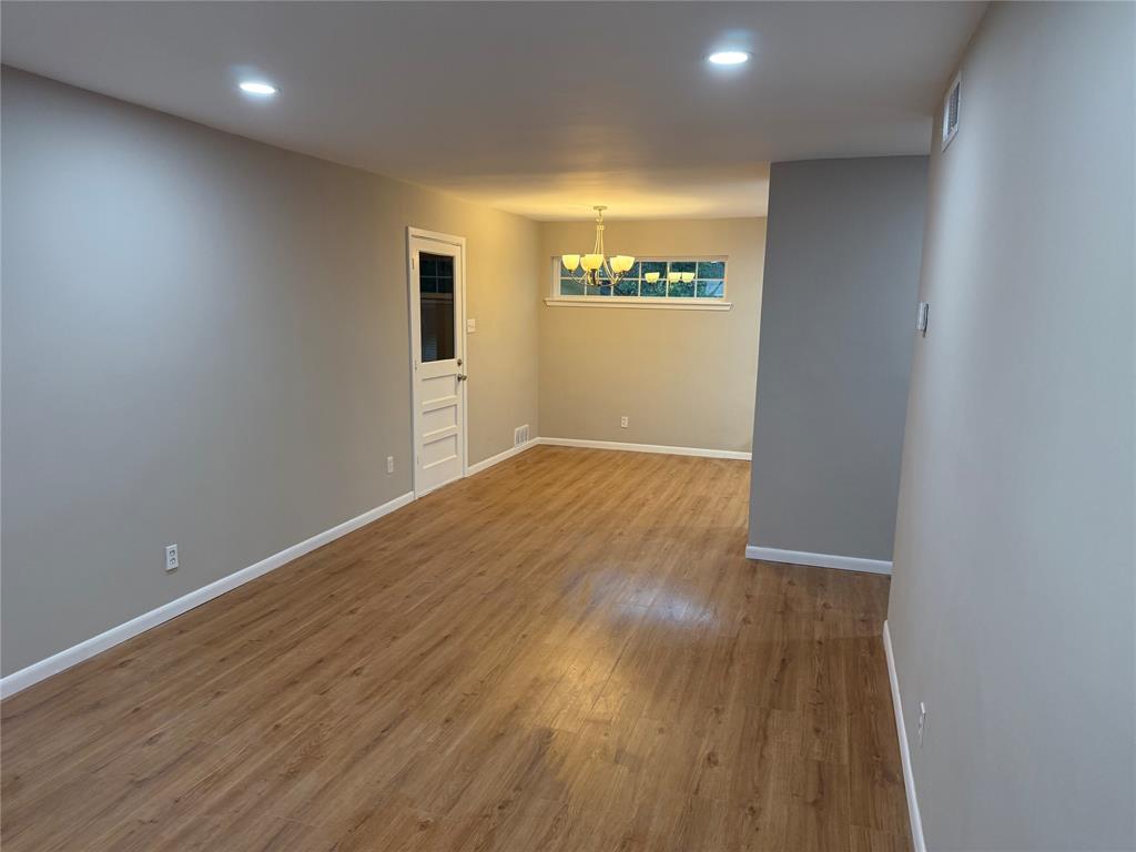 Cloverdale 01 - Residential