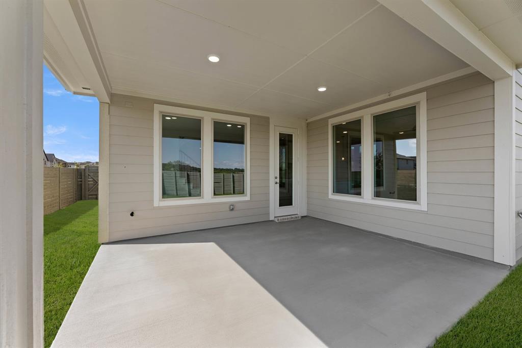 1566 Ginger Lane