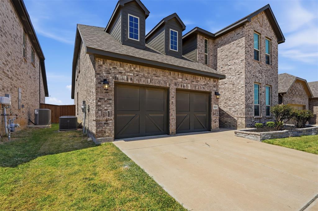 9020 Horse Herd Drive