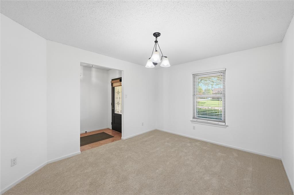 Lewisville, Texas 75067, United States, 3 Bedrooms Bedrooms, ,2 BathroomsBathrooms,Residential,Pending,251990