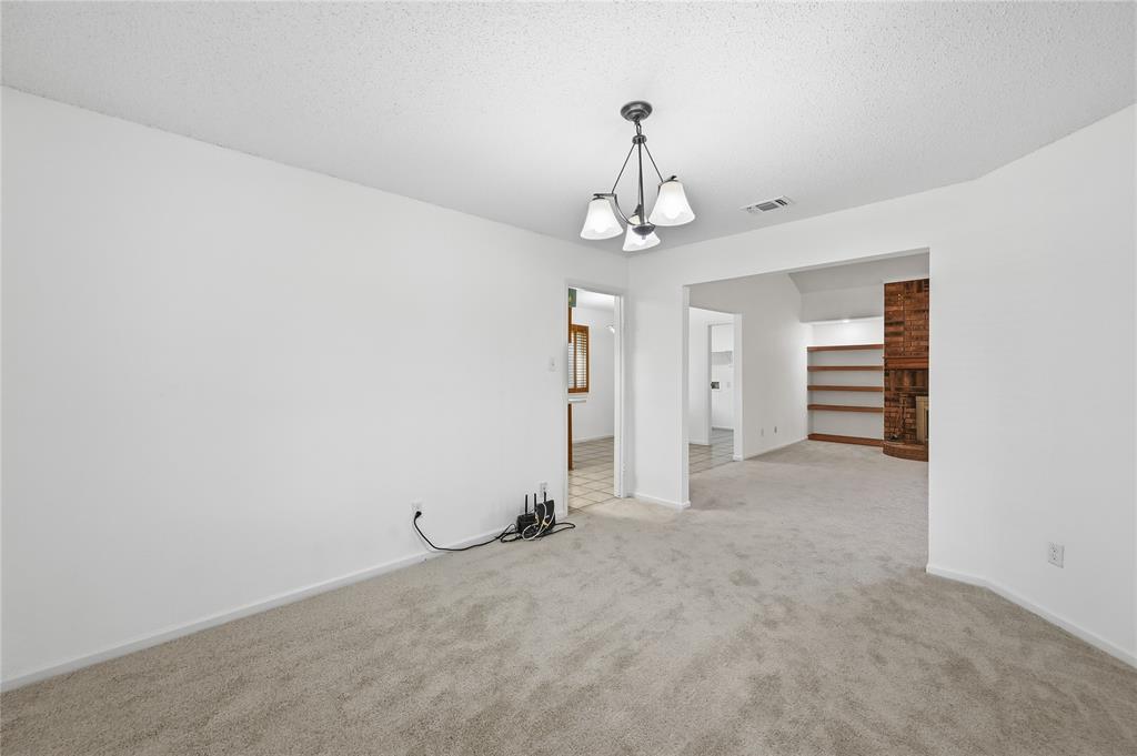 Lewisville, Texas 75067, United States, 3 Bedrooms Bedrooms, ,2 BathroomsBathrooms,Residential,Pending,251990