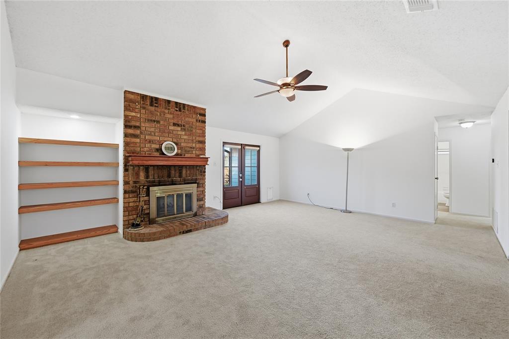 Lewisville, Texas 75067, United States, 3 Bedrooms Bedrooms, ,2 BathroomsBathrooms,Residential,Pending,251990