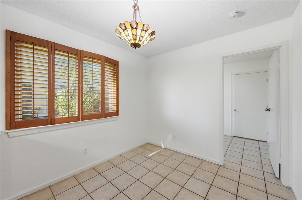 Lewisville, Texas 75067, United States, 3 Bedrooms Bedrooms, ,2 BathroomsBathrooms,Residential,Pending,251990