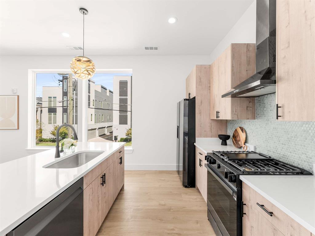 Fakes Park Place - Residential