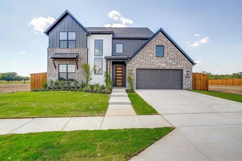 1668 Cedar Elm Way Burleson TX 76028
