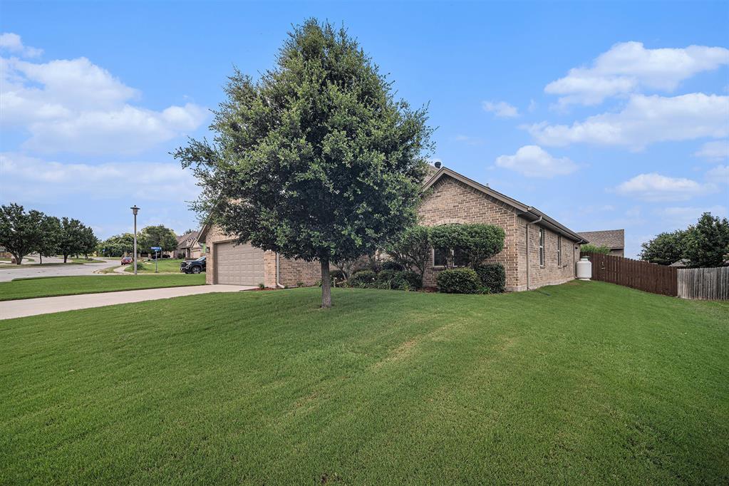 1917 Bay Laurel Drive