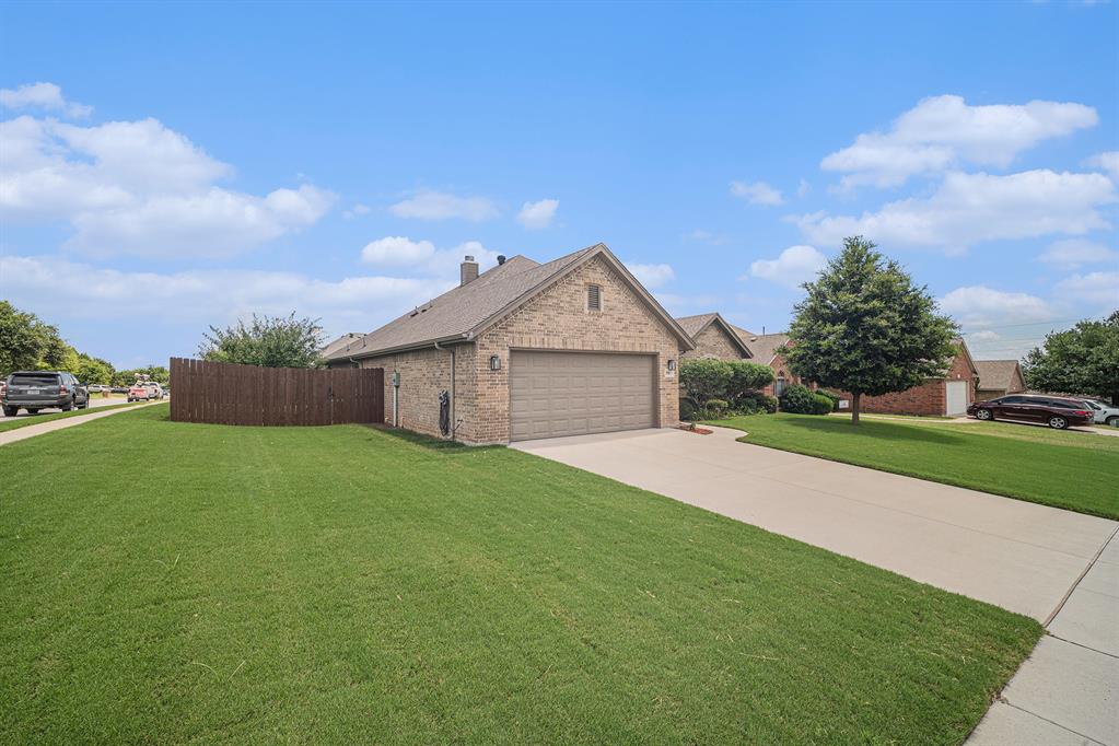 1917 Bay Laurel Drive