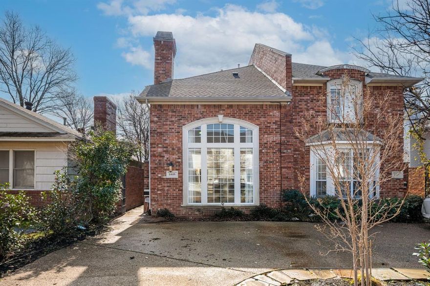 Stunning 4BD 3.5BA 2CAR SFA home in University Park! See floor plan, home is perfect for entertaining! Spacious living & dining rms w excellent natural light, bay window, hardwoods, granite, vaulted ceilings, recessed lights, ceiling fans, marble, skylights, 2 water heaters, 2 dishwashers, 3 ac units. 2living areas w gas FP. Gourmet kitchen ss appliances, Double Oven, large center island, lots of storage, open breakfast area. Huge Master has separate lounge or study or exercise area, his & hers closets. Baths new designer showers and imported Italian air bathtubs. Stackable WasherDryer, Dog Door, Wifi Boosters, Electric window coverings, wine fridge STAY in unit. Covered outdoor living w turf and 2 car attached garage w additional parking in the front.