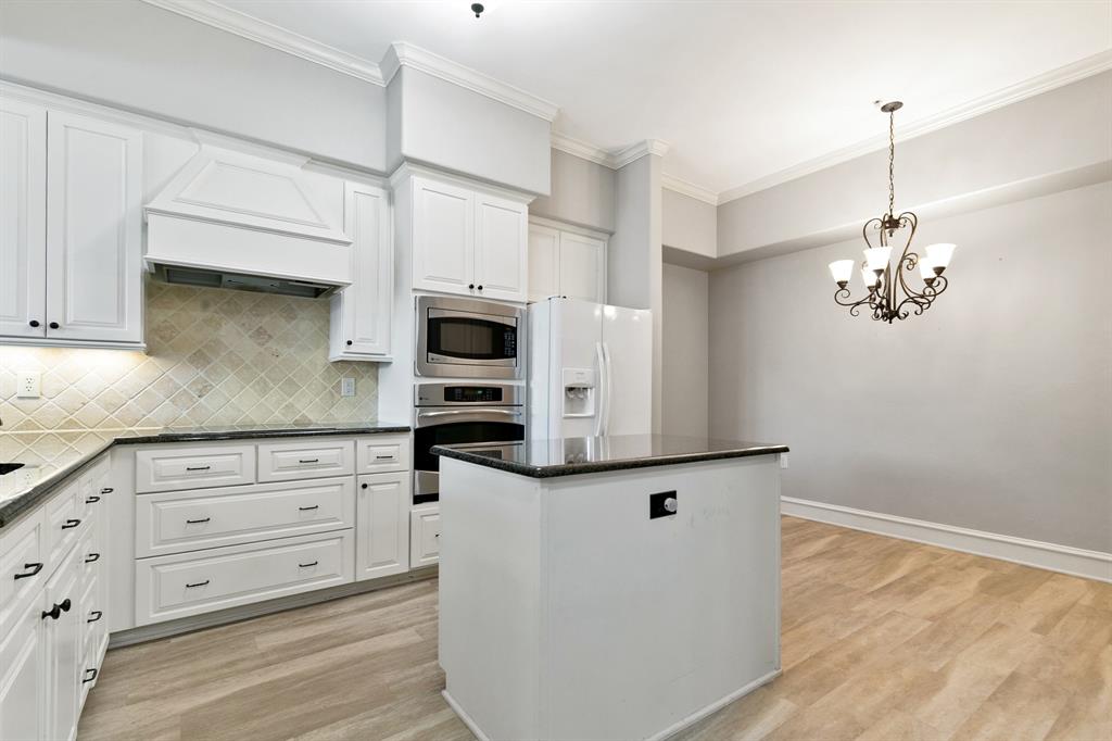 301 Watermere Drive 212