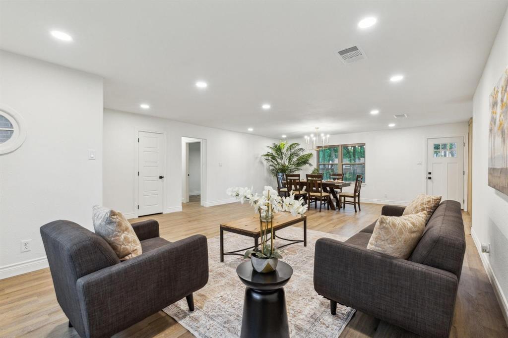 6200 Ravenswood Drive