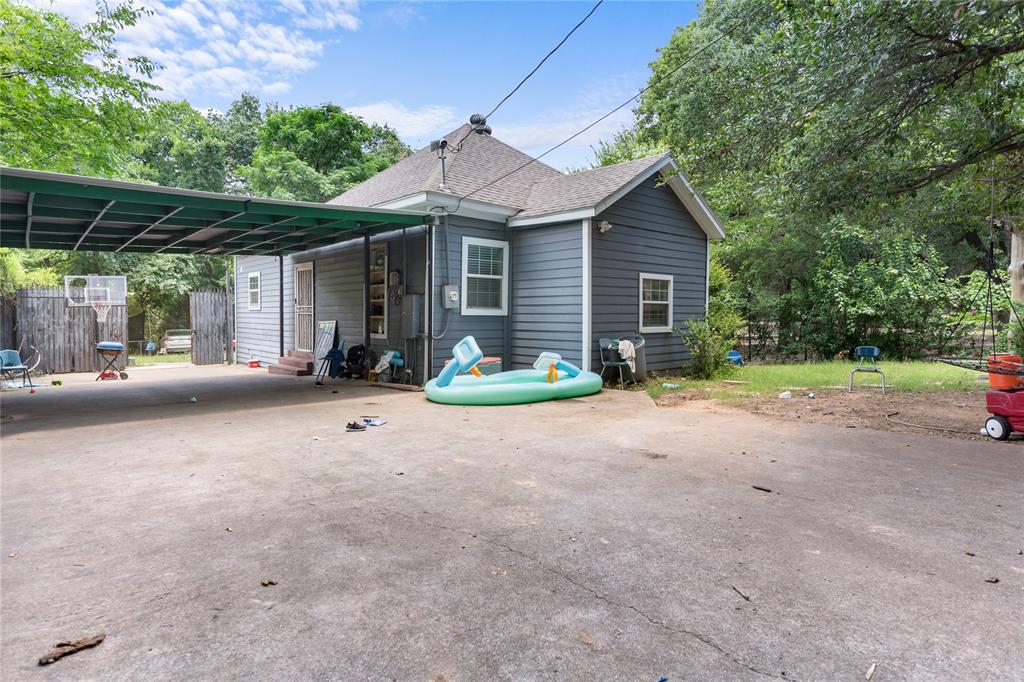 Labarba James - Residential