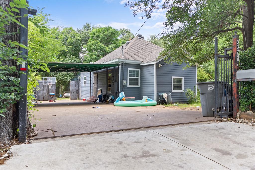 Labarba James - Residential