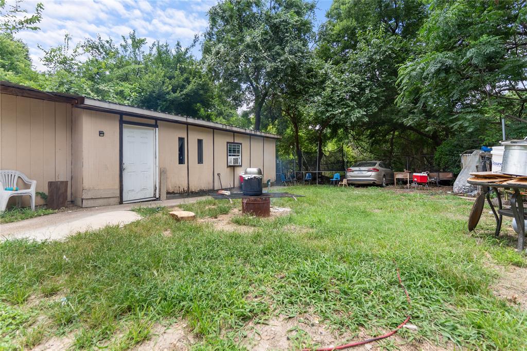 Labarba James - Residential