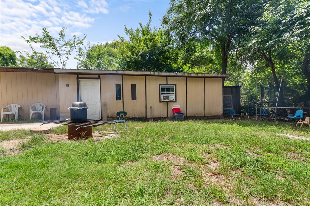 Labarba James - Residential