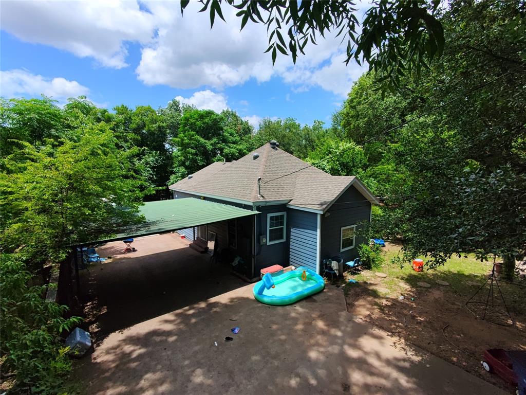 Labarba James - Residential