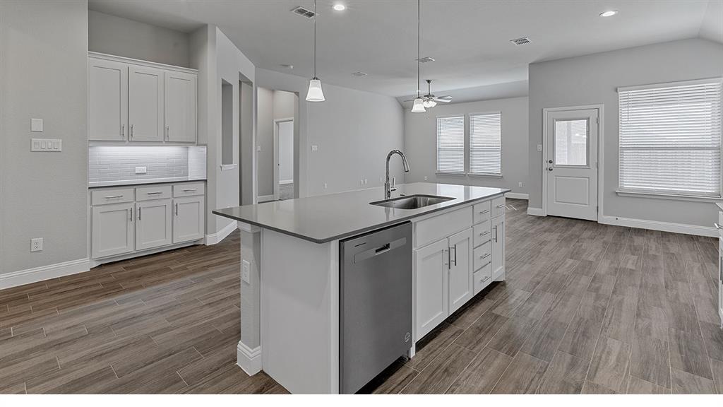 11305 ORCHARD Lane