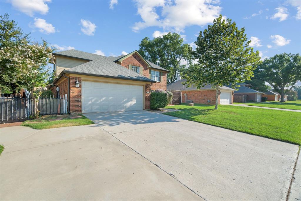 339 Stately Oak Lane