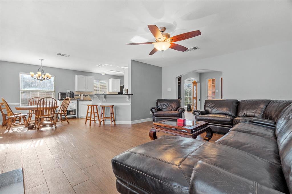 339 Stately Oak Lane