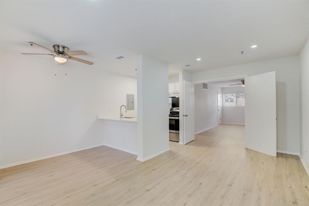 Knox-Henderson - Residential Income