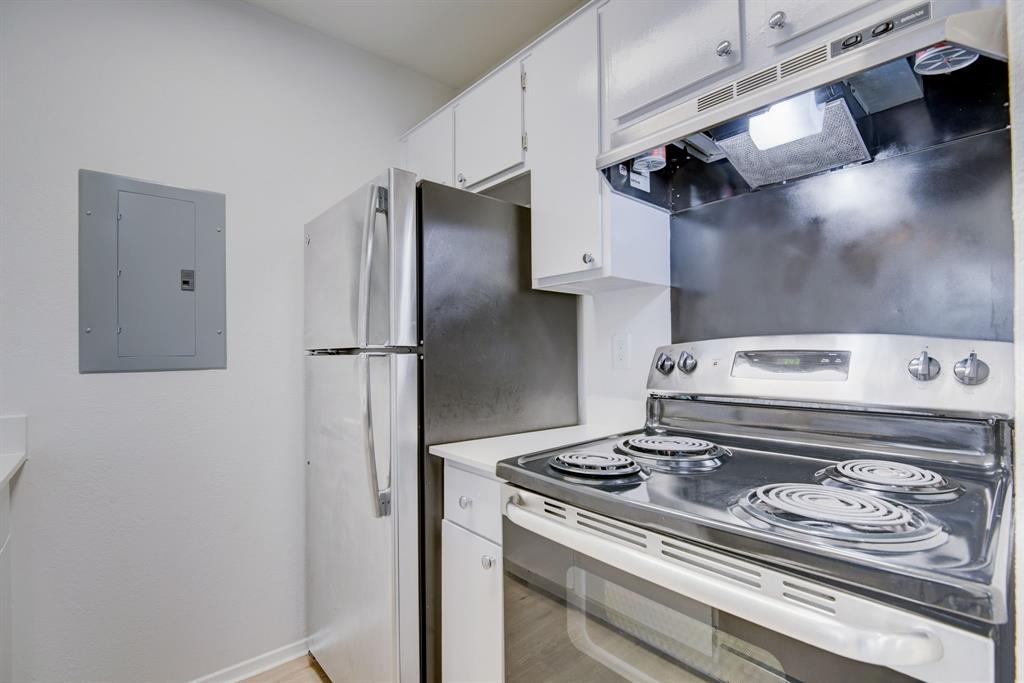 Knox-Henderson - Residential Income