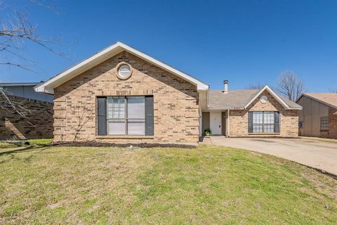 7737 Bermejo Road Fort Worth TX 76112