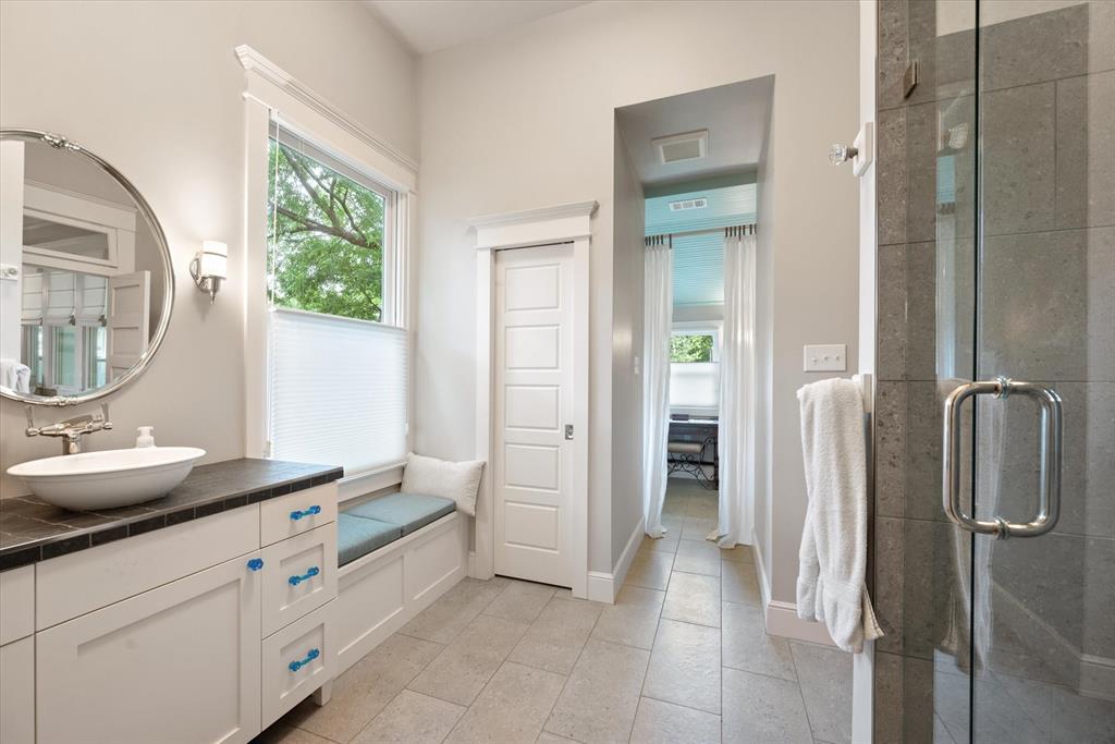 GE Hurst - Residential