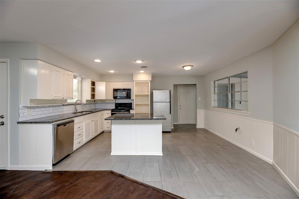 4421 Ida Way