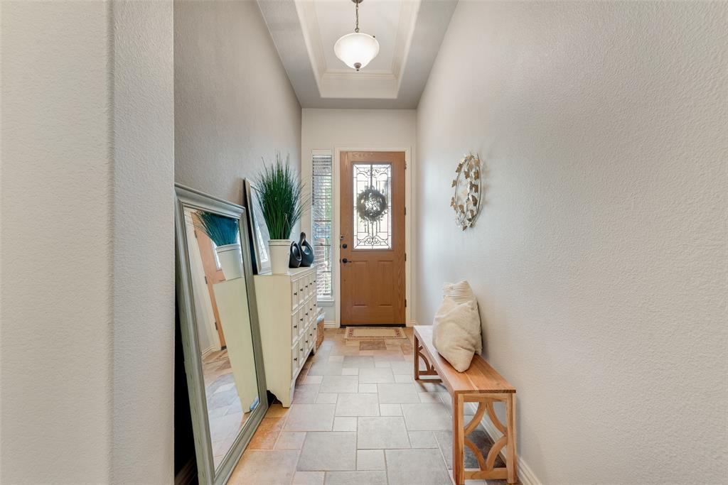 2723 Ponce De Leon