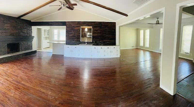 9406 Hunters Creek Drive