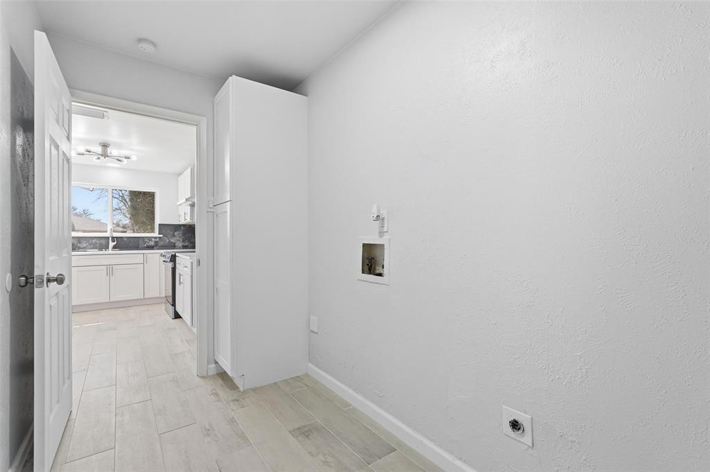 Golden Meadows 04 - Residential