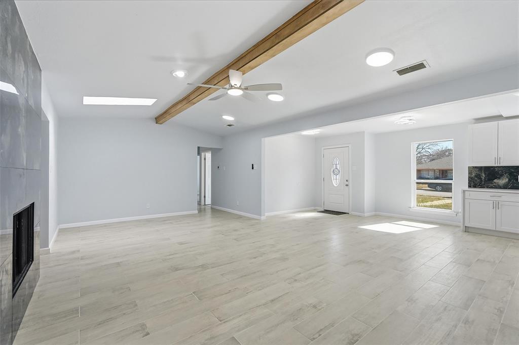 1813 Crockett Street