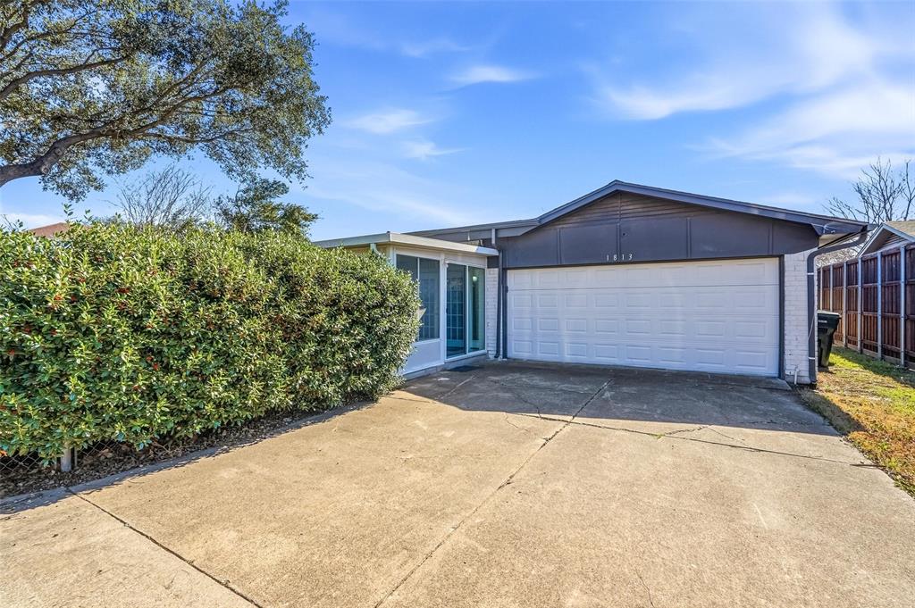 Golden Meadows 04 - Residential