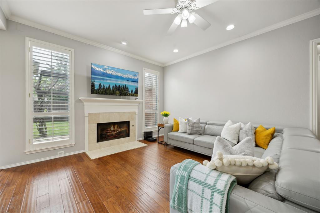 3200 Burleson Drive