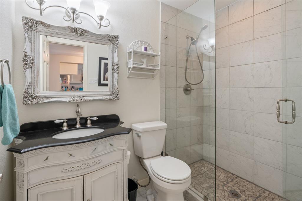 Life Scape Condos - Residential