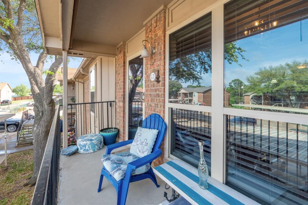 Life Scape Condos - Residential